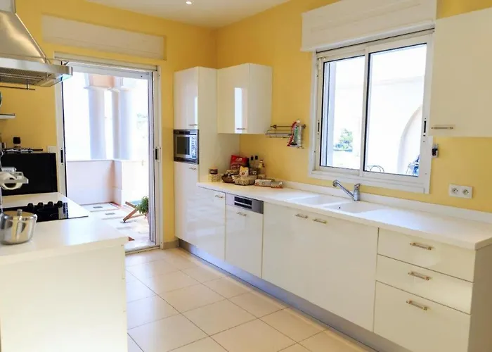 Le Cap De Vi4150 By Riviera Homes *
