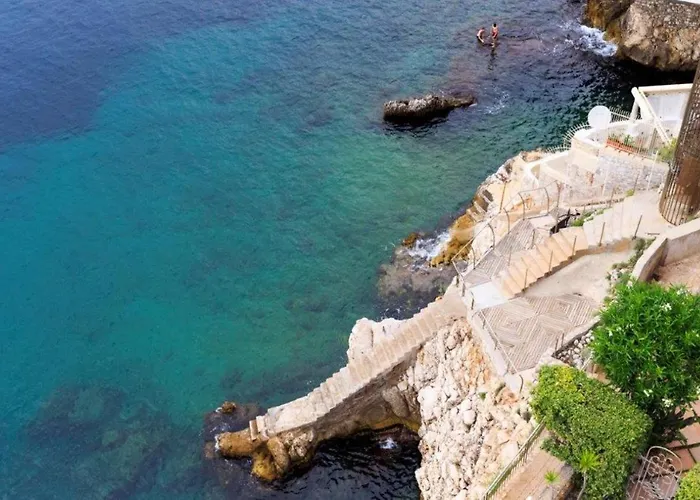 Villa Le Cap De Vi4150 By Riviera Homes *