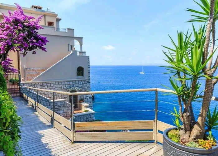 فيلة Le Cap De Vi4150 By Riviera Homes *