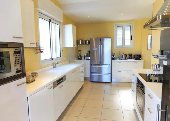 فيلة Le Cap De Vi4150 By Riviera Homes نيس