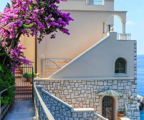 Le Cap De Vi4150 By Riviera Homes